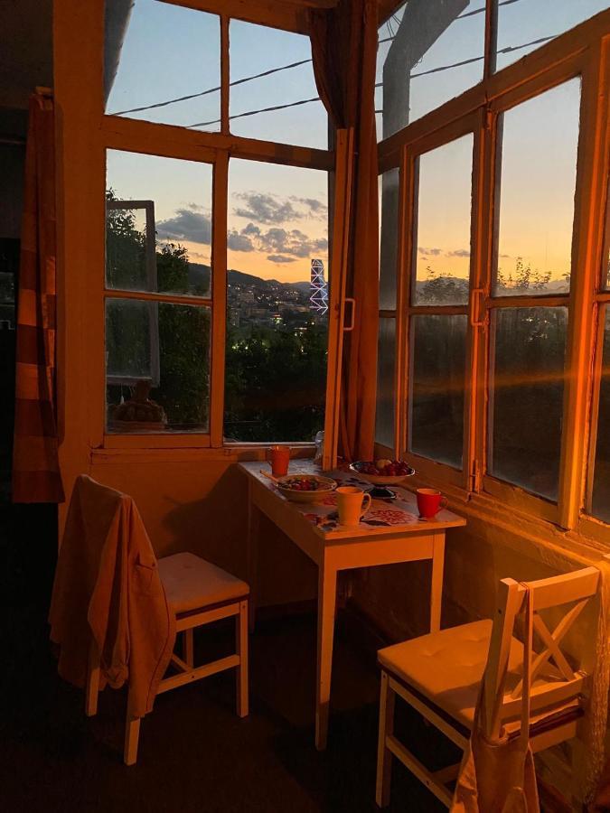 Дом Тины Apartment Tbilisi ภายนอก รูปภาพ
