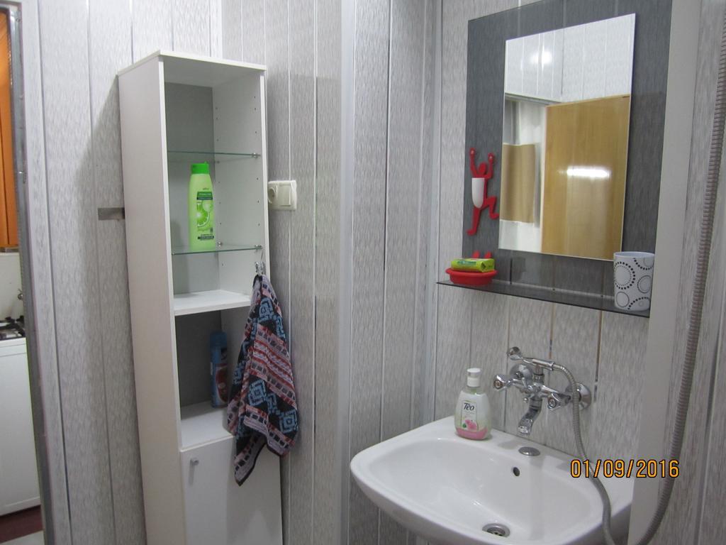 Дом Тины Apartment Tbilisi ภายนอก รูปภาพ